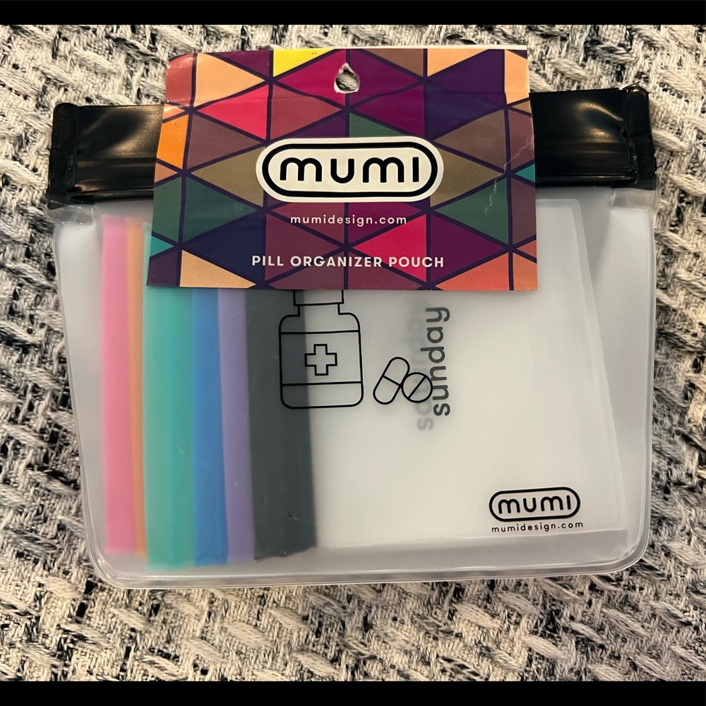 Mumi pull organizer pouch